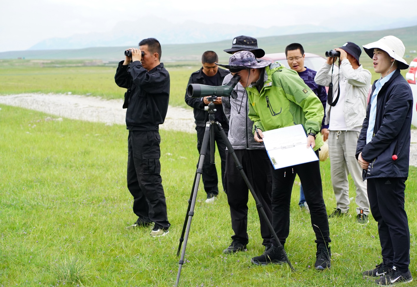 ../Downloads/单筒望远.jpg ../Downloads/单筒望远.jpg