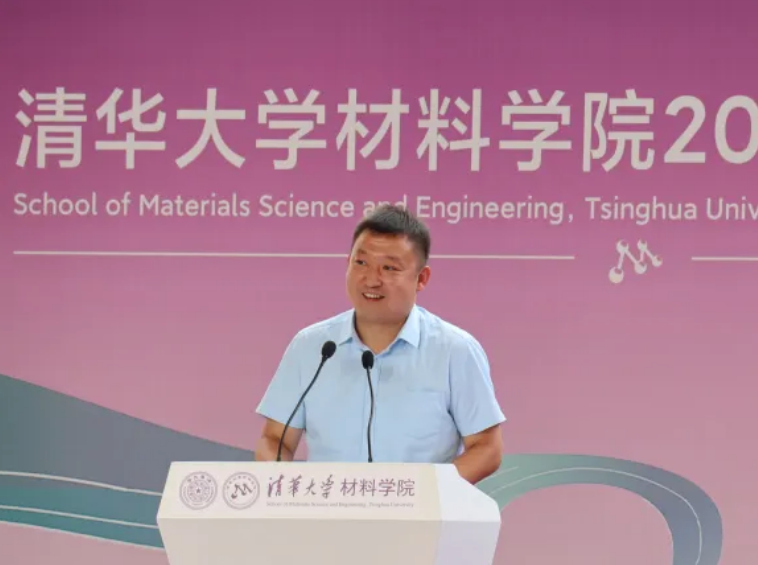 20220626-材子扬帆，征程远航——2022届米兰·体育材料学院毕业典礼-骆雨阳-图2 校友王鲁宁发言.png